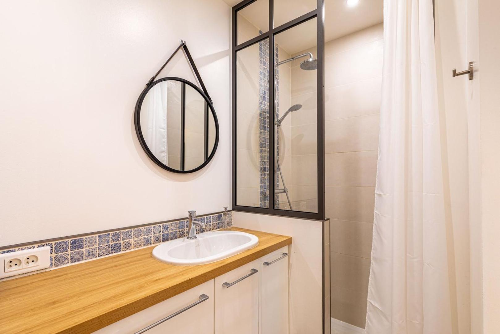 Appartement Guestready - Atelier Renove Sous Verriere A